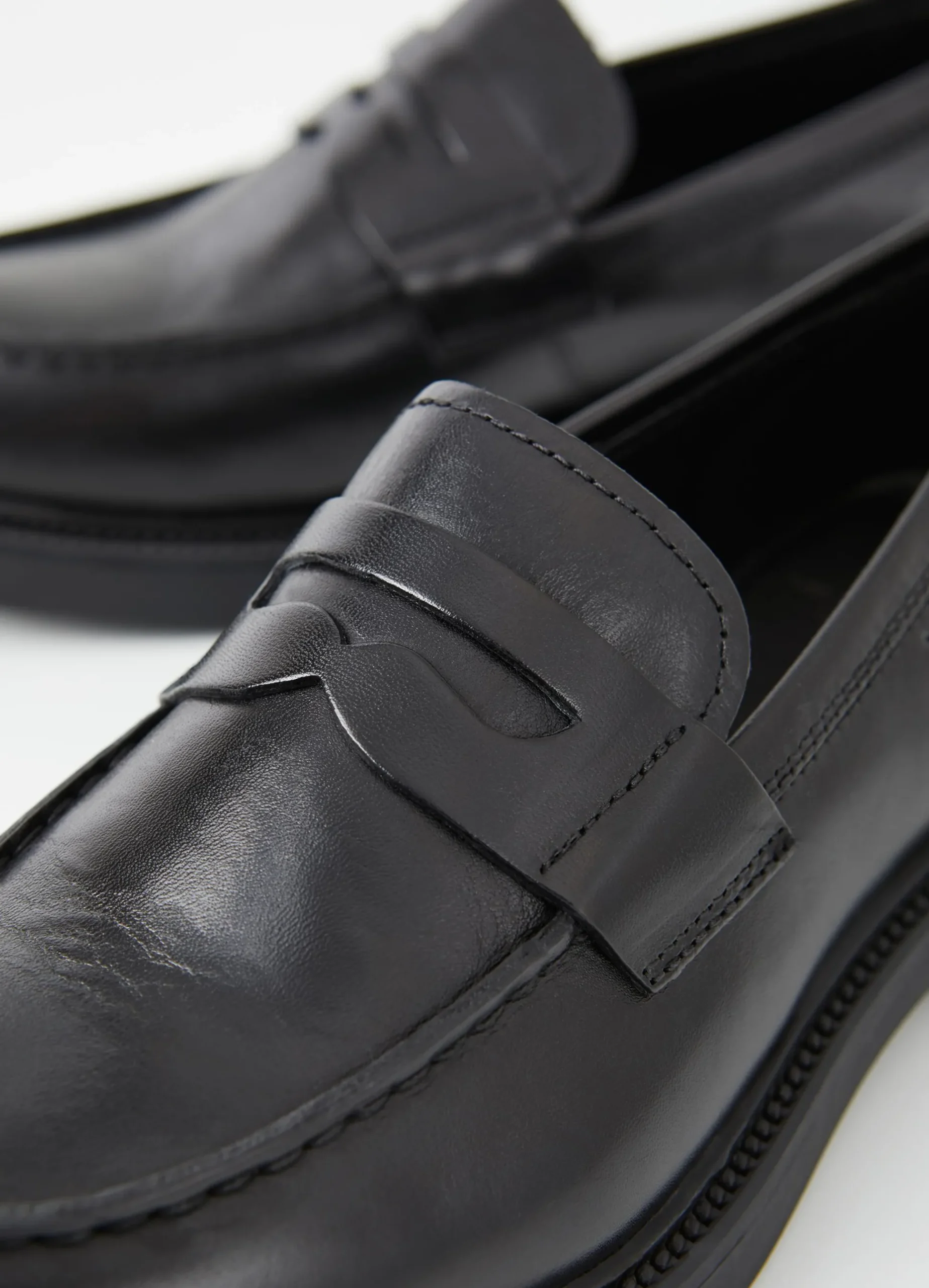 ALEX W LOAFER