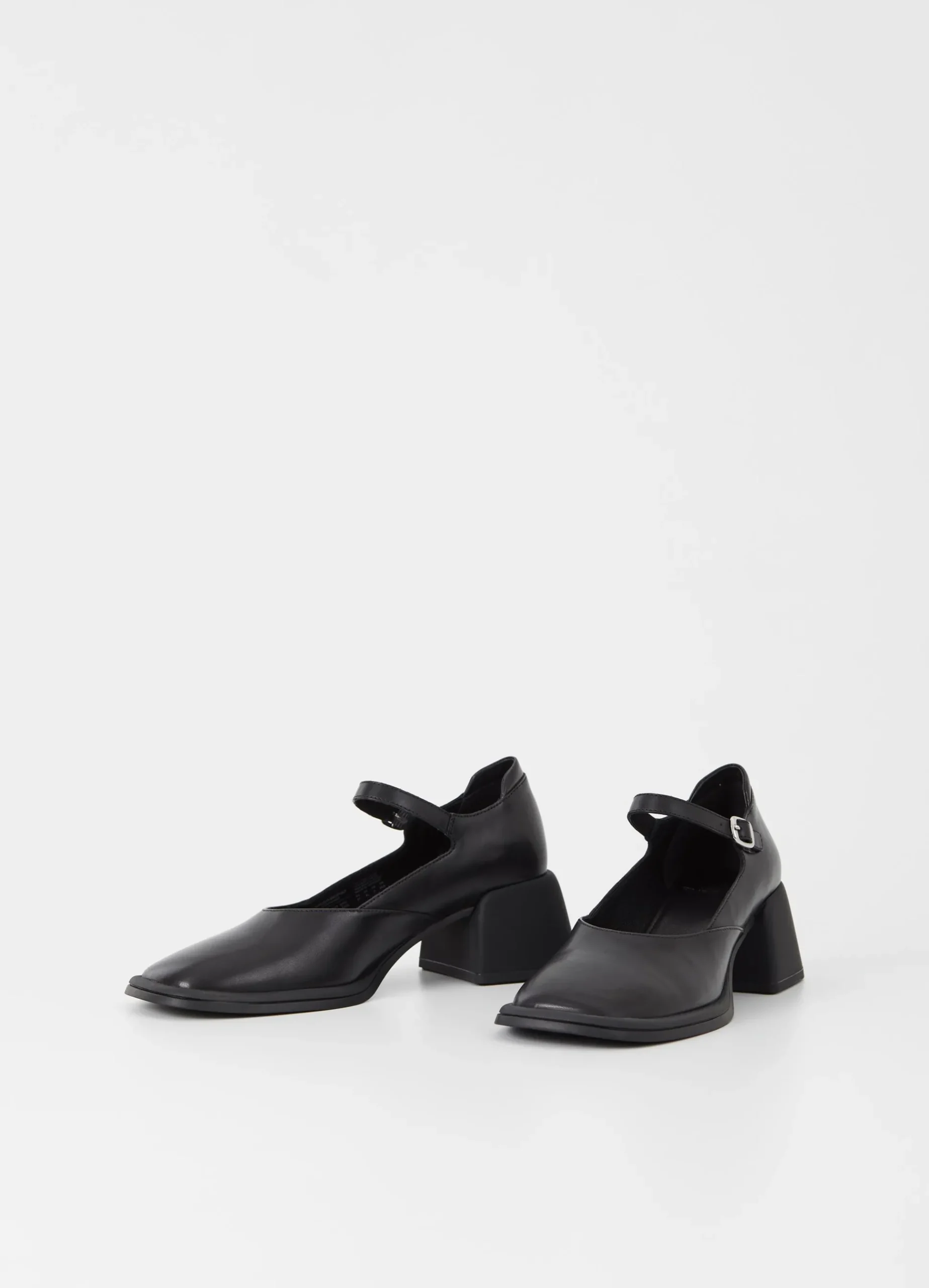 ANSIE PUMPS