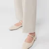 DELIA SCHOENEN