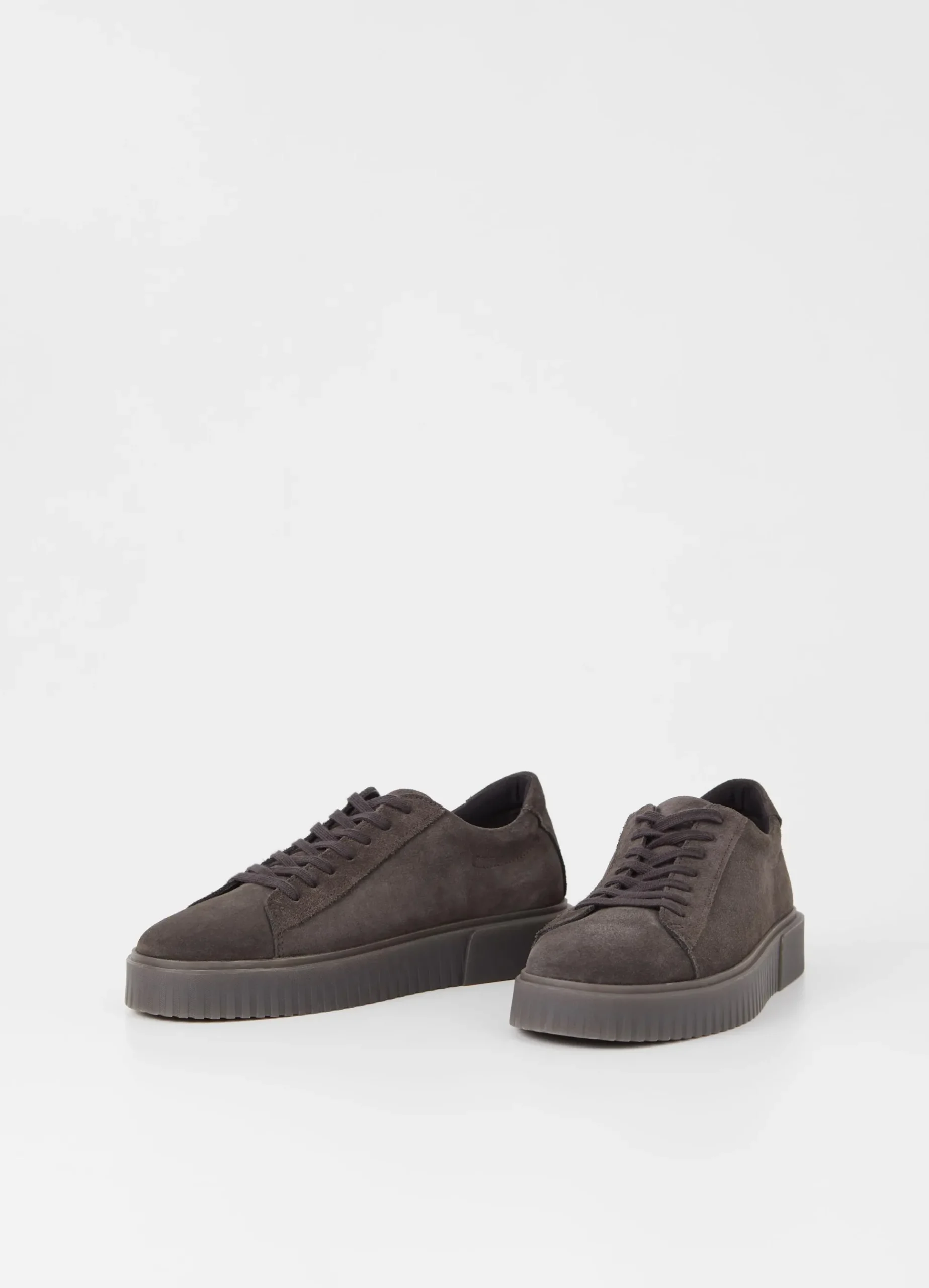 DEREK SNEAKERS