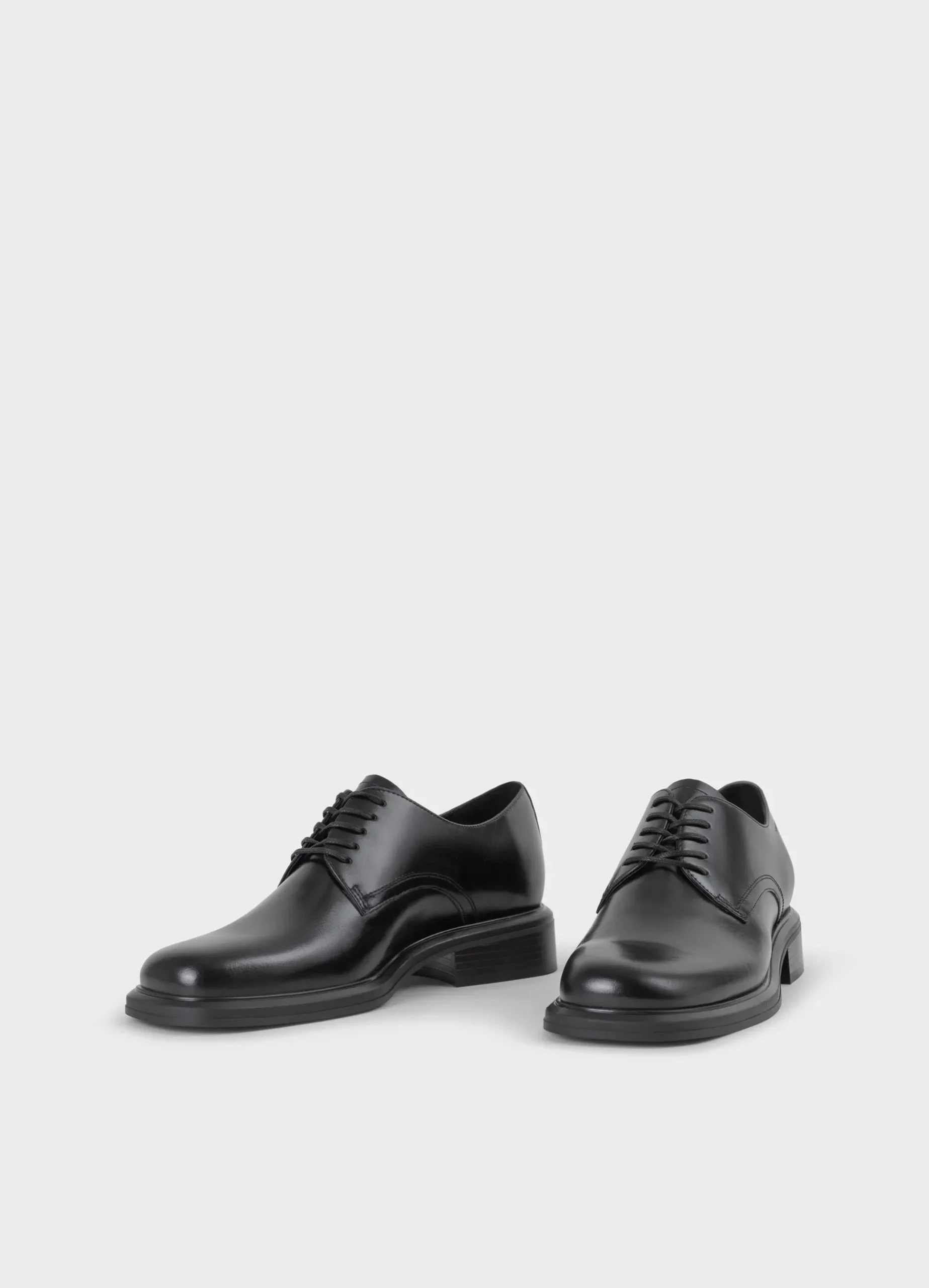 ELLIS SCHOENEN