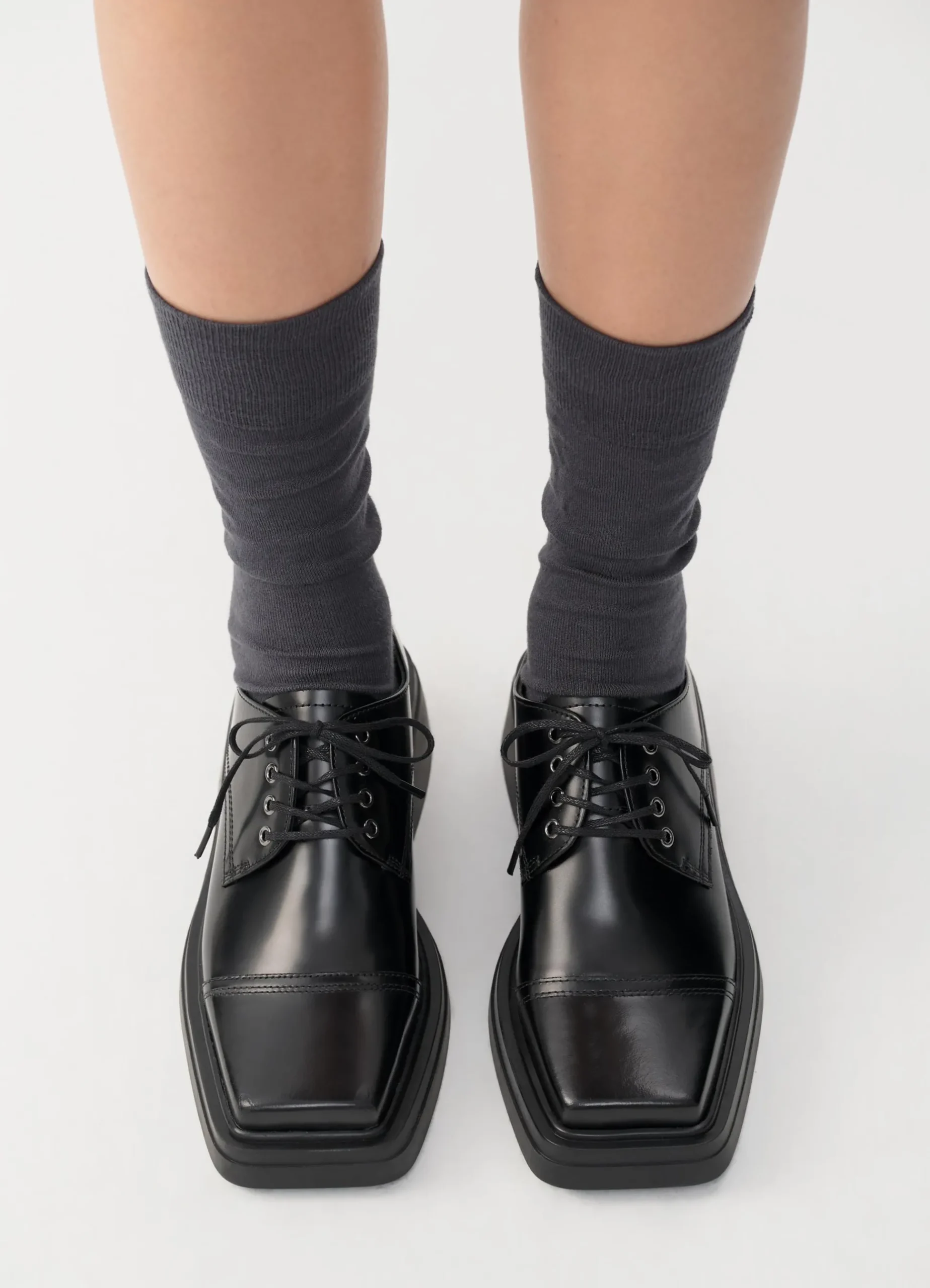 EYRA SCHOENEN