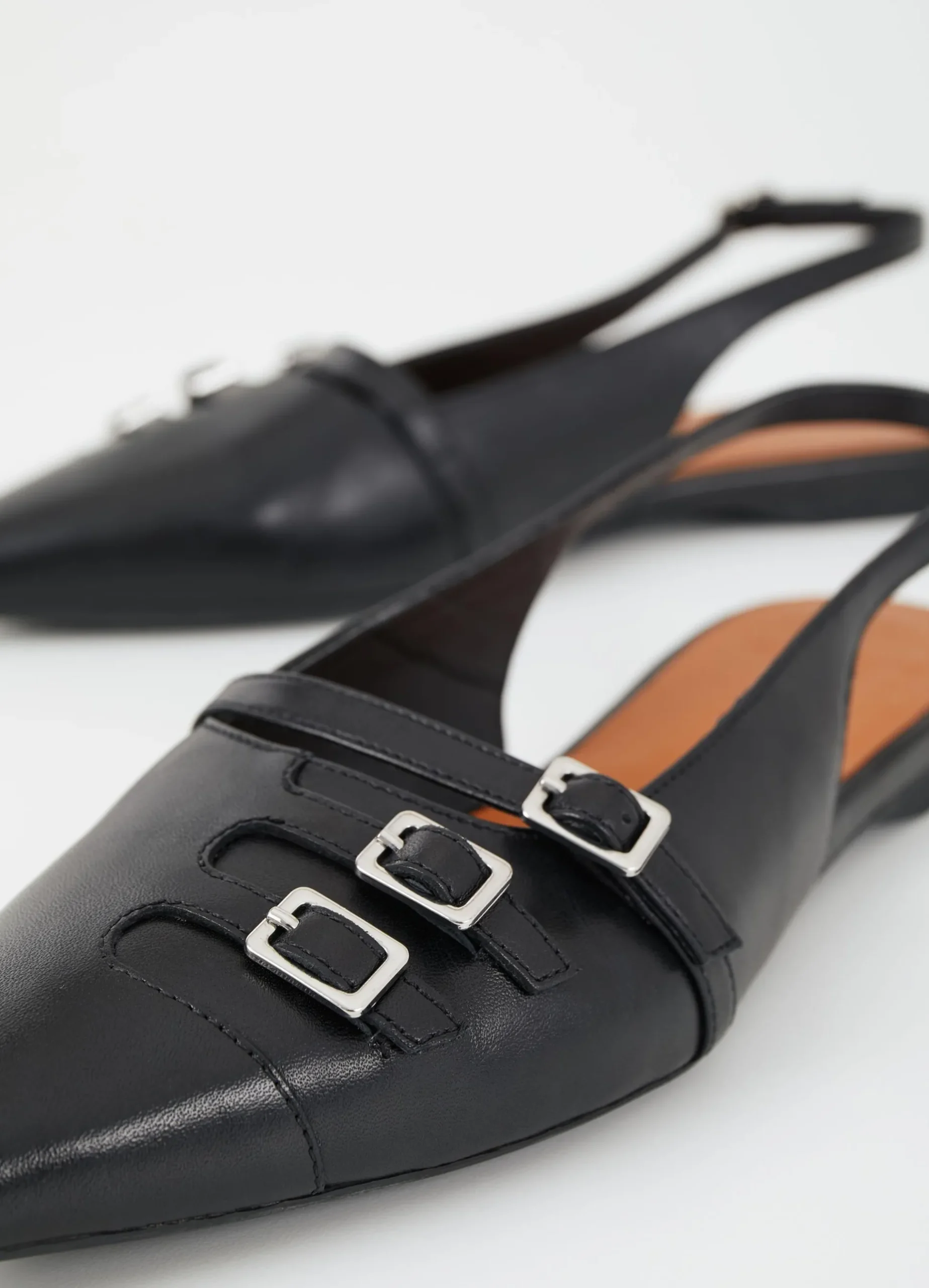 HERMINE SCHOENEN