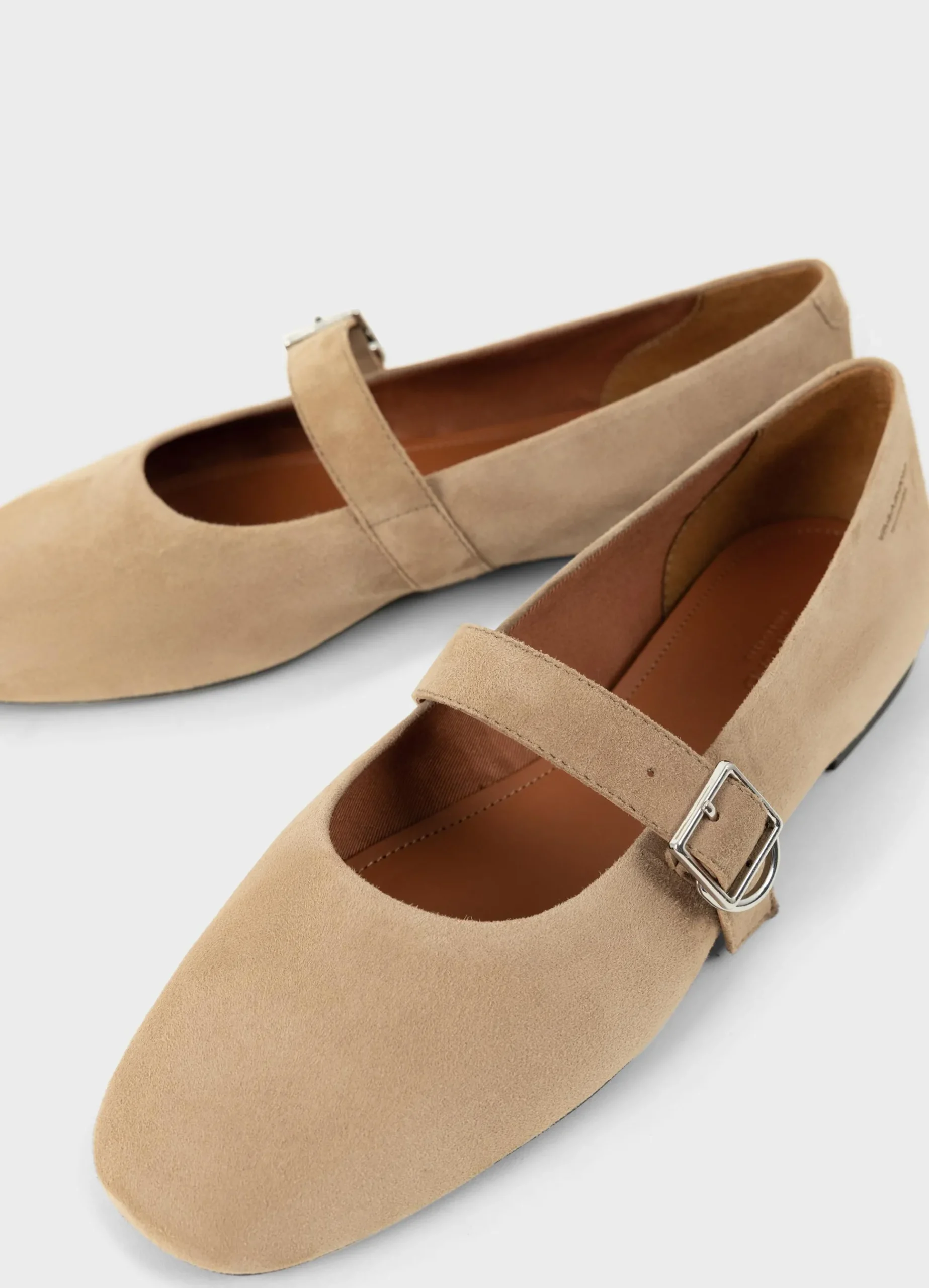 JOLIN SCHOENEN