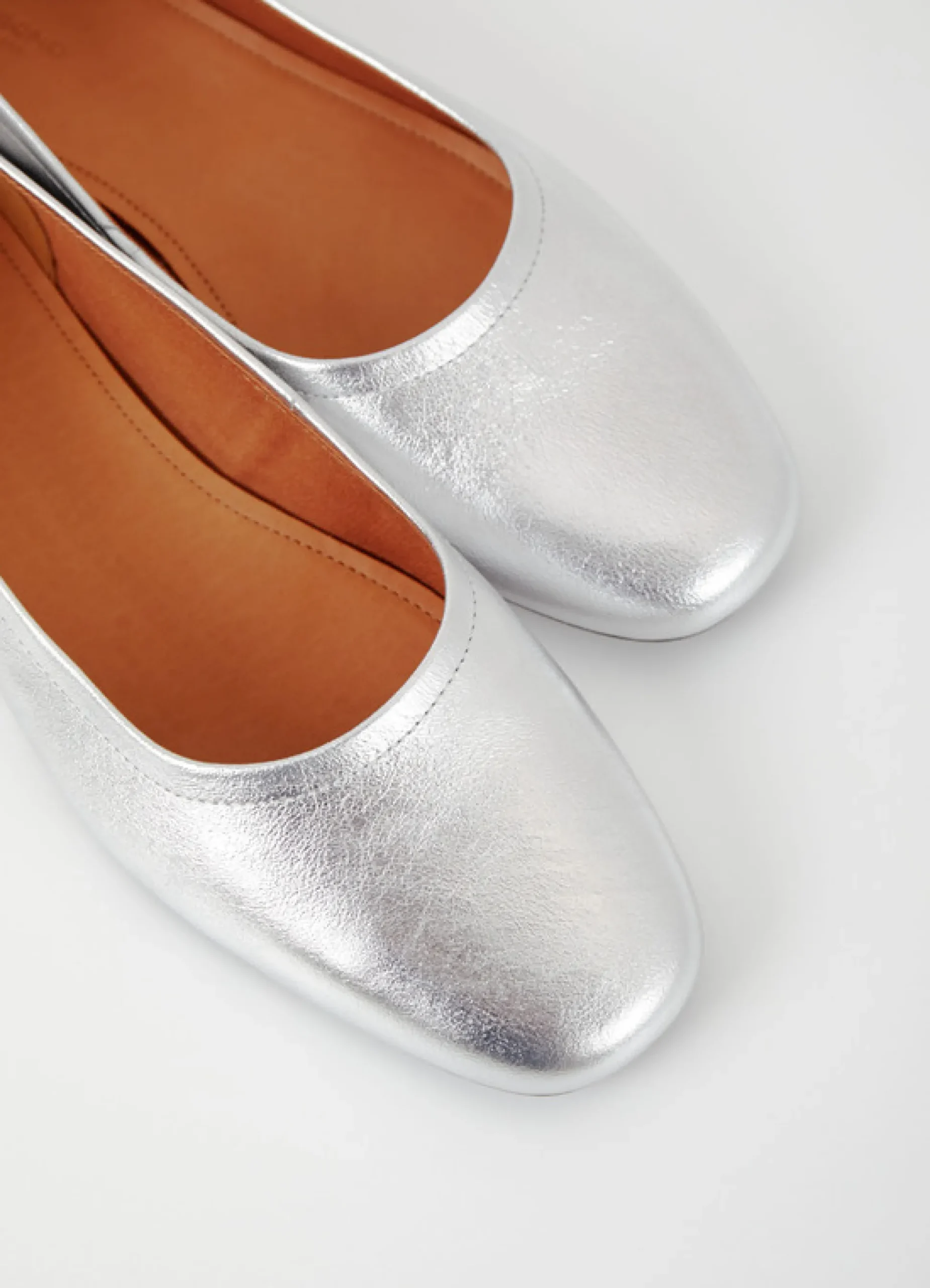 JOLIN SCHOENEN