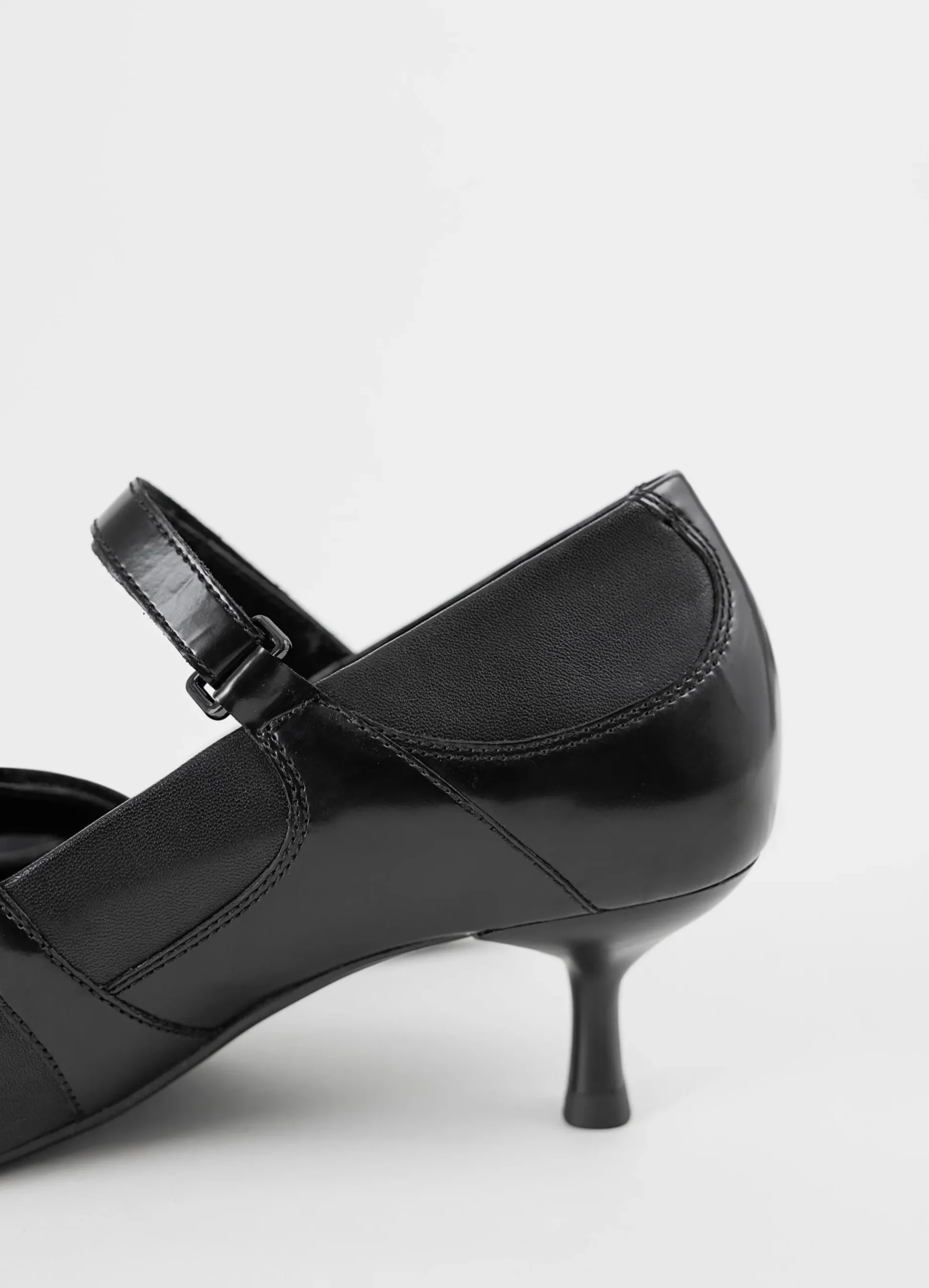 LYKKE PUMPS