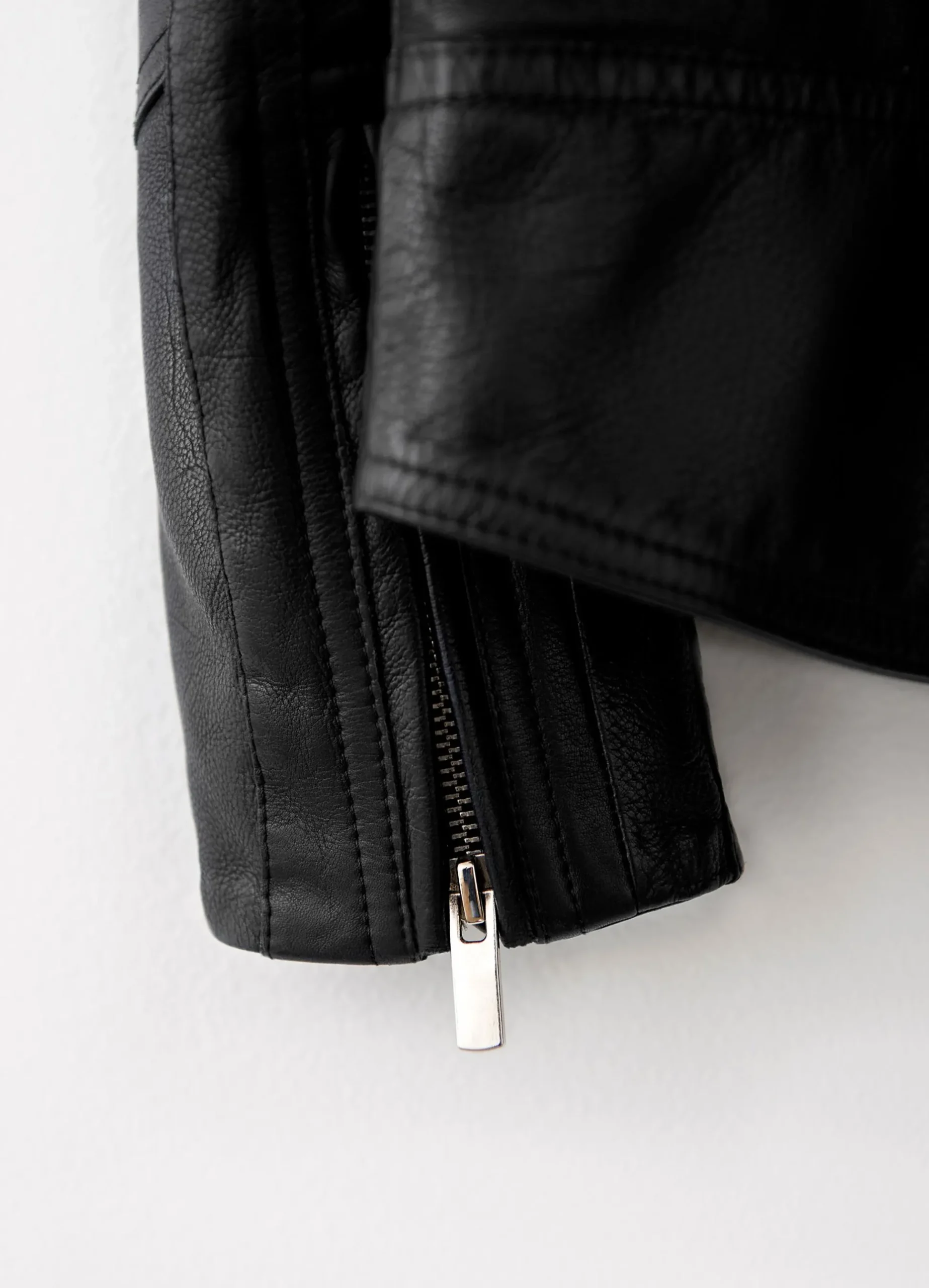 MOTO JACKET