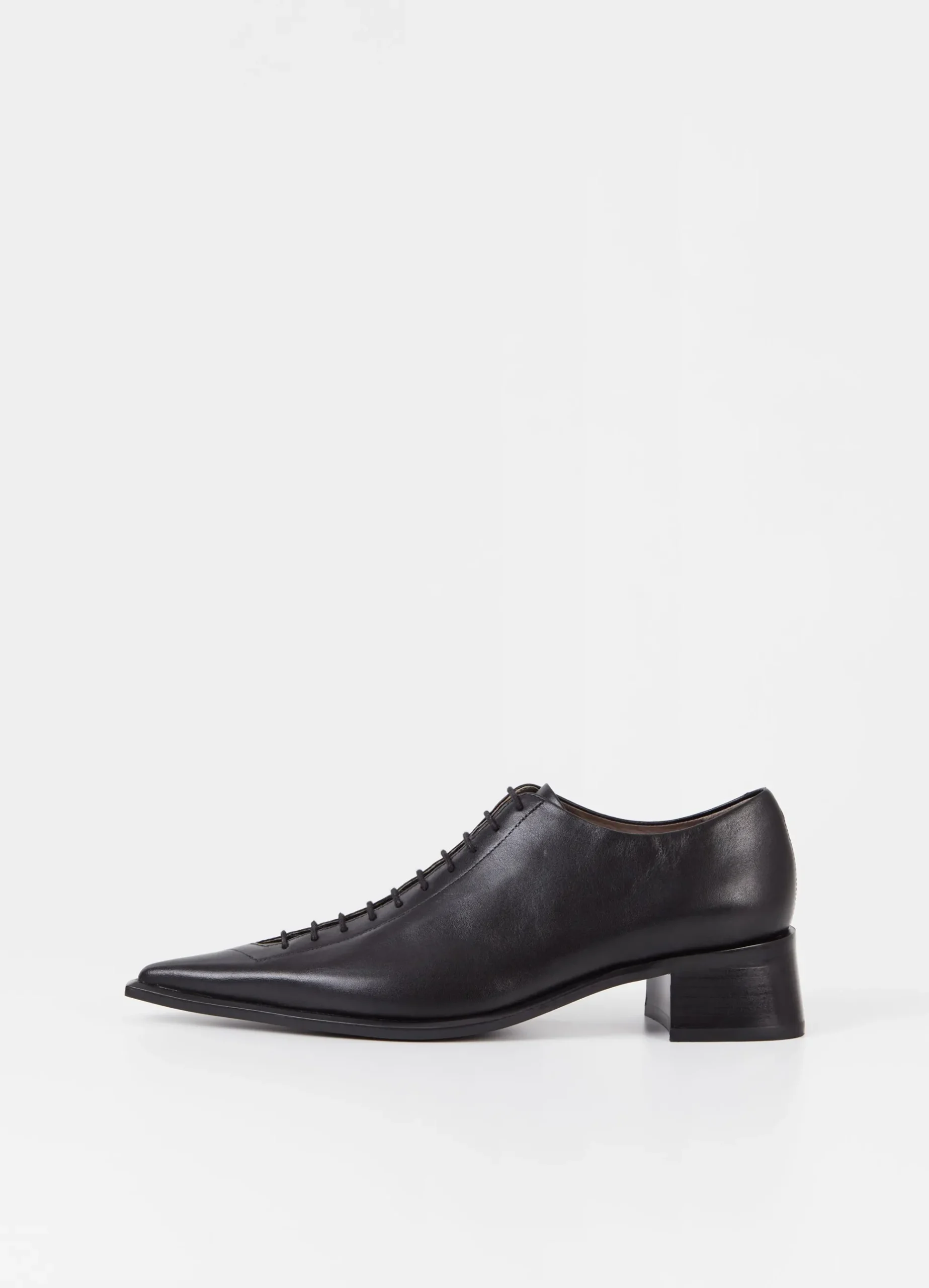 SAMIRA SCHOENEN