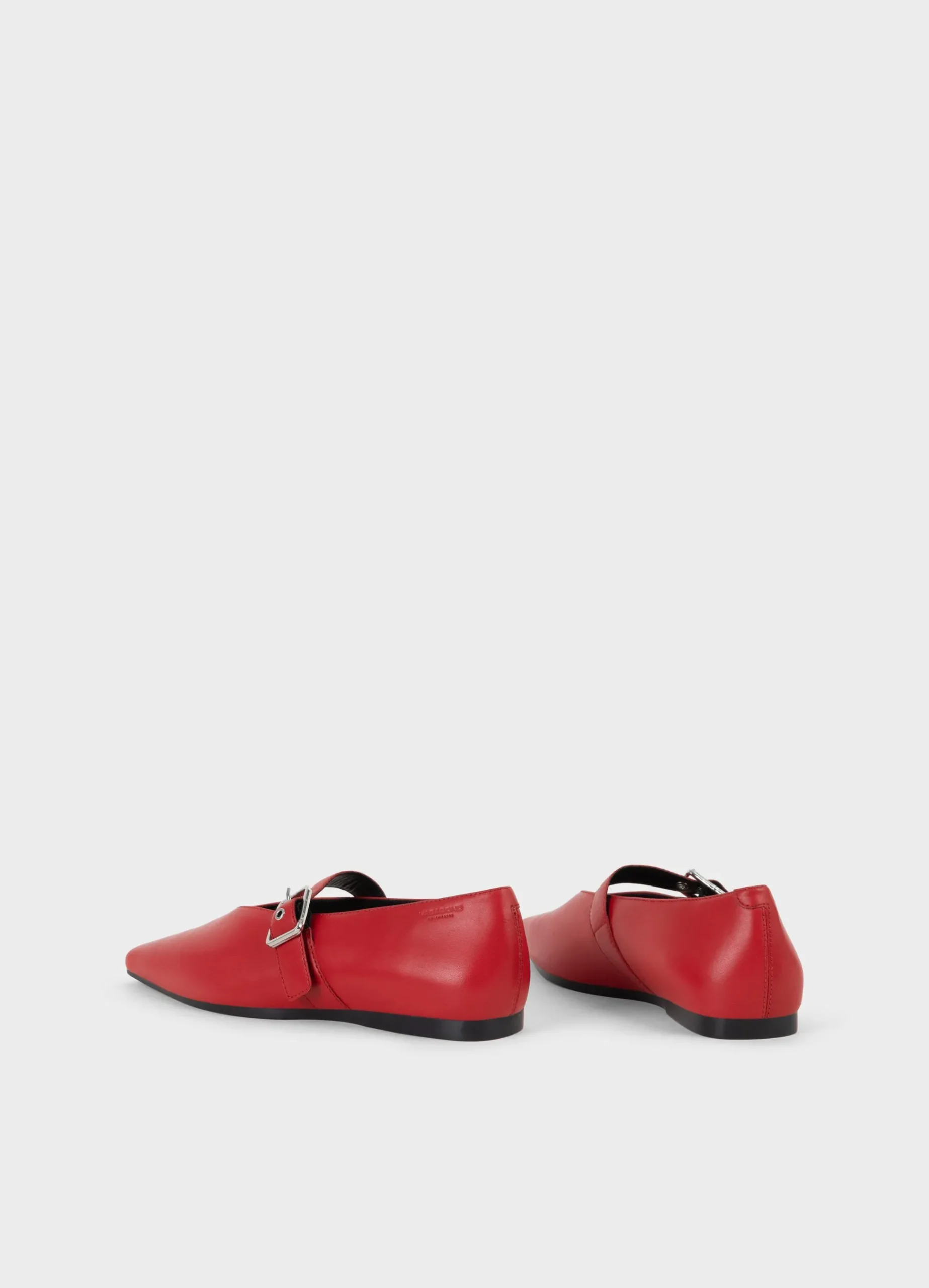 WIOLETTA SCHOENEN
