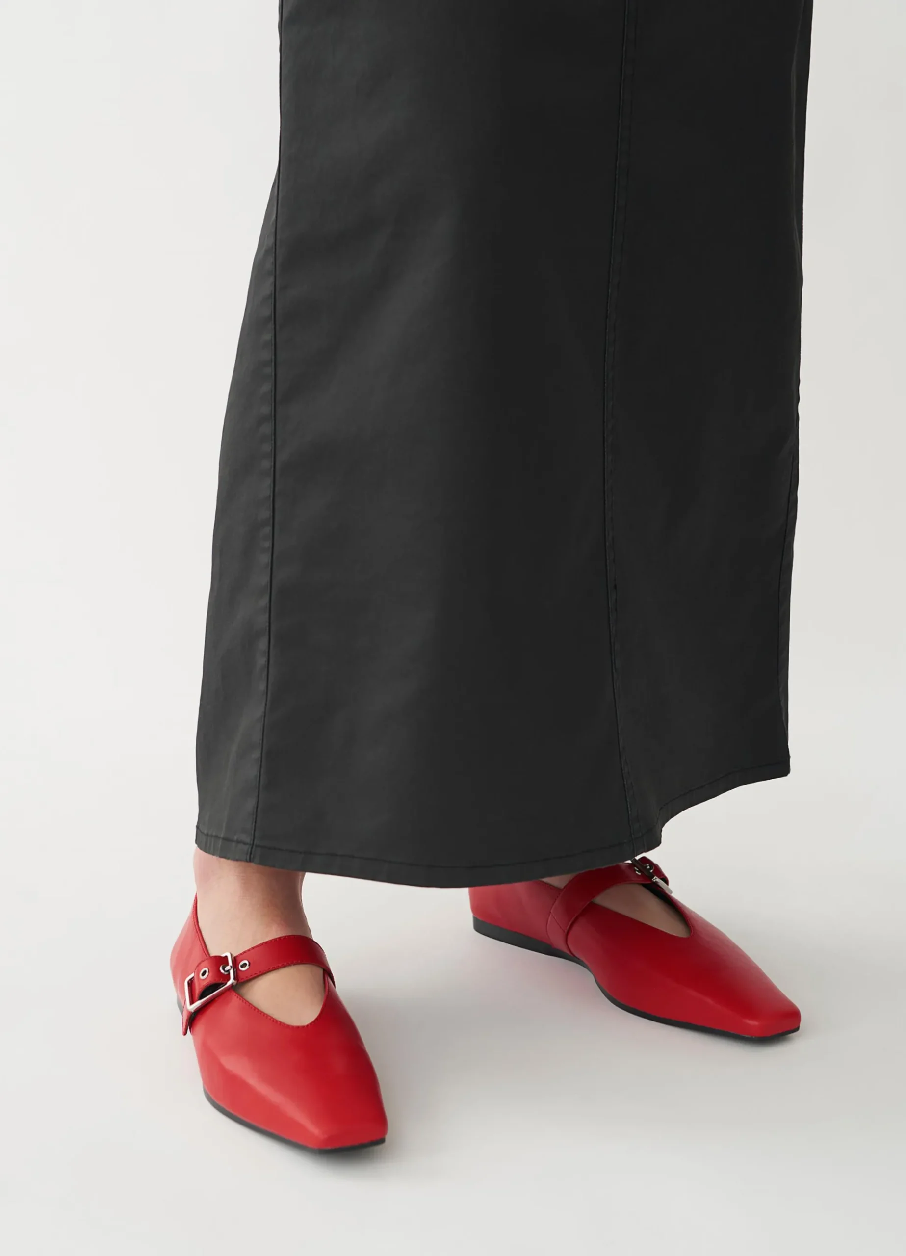 WIOLETTA SCHOENEN