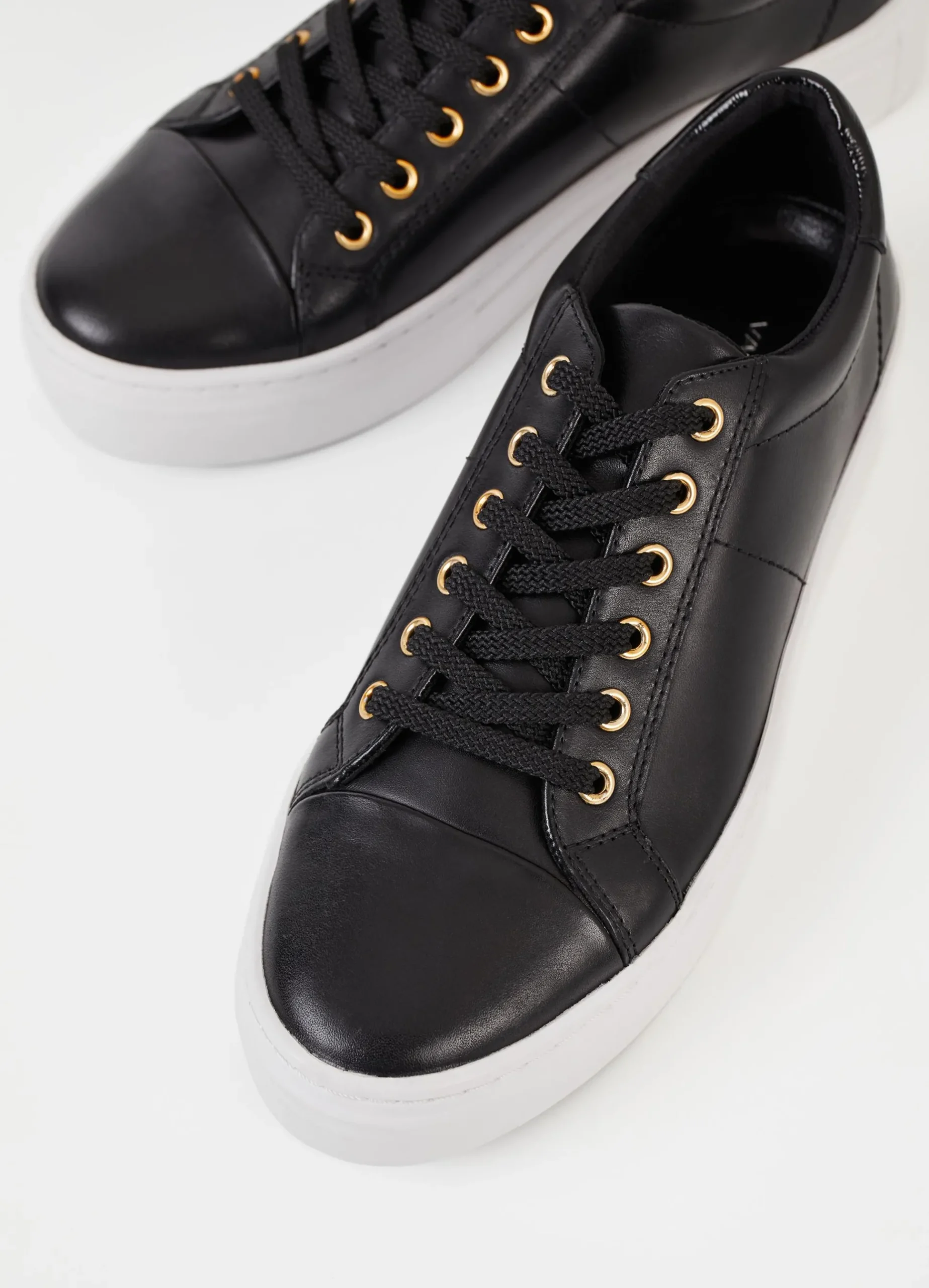 ZOE PLATFORM SNEAKERS